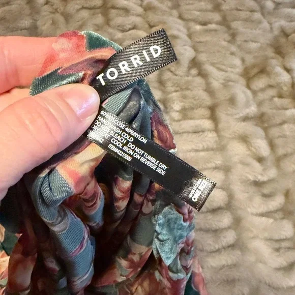 Torrid Burnout Velvet Kimono Green Pink Floral Open Front One Size Boho Hippie - Picture 4 of 4